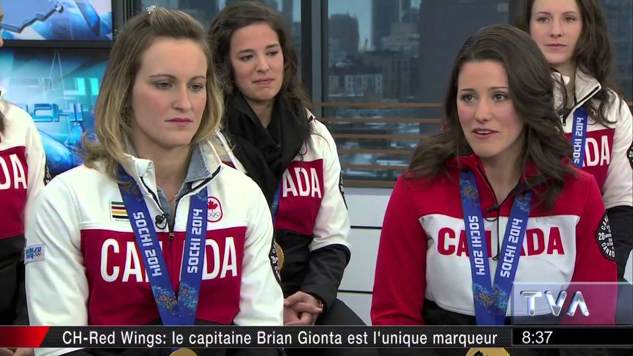 Salut, Bonjour | L'équipe féminine de hockey du Canada