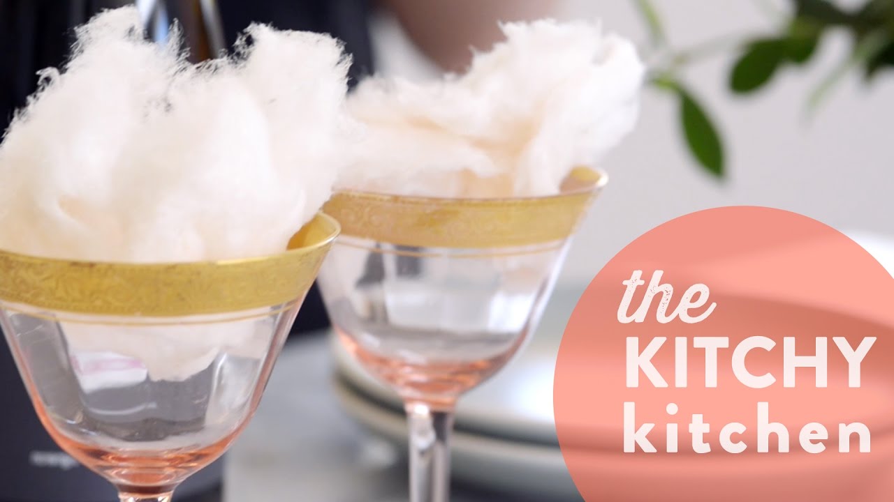 Whitney's Holiday Hostess Tips // Living Deliciously