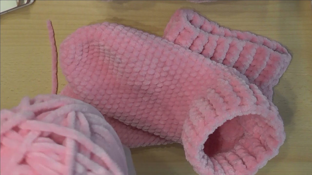 Gehäkelte Socke aus Himalaya Dolphin Baby