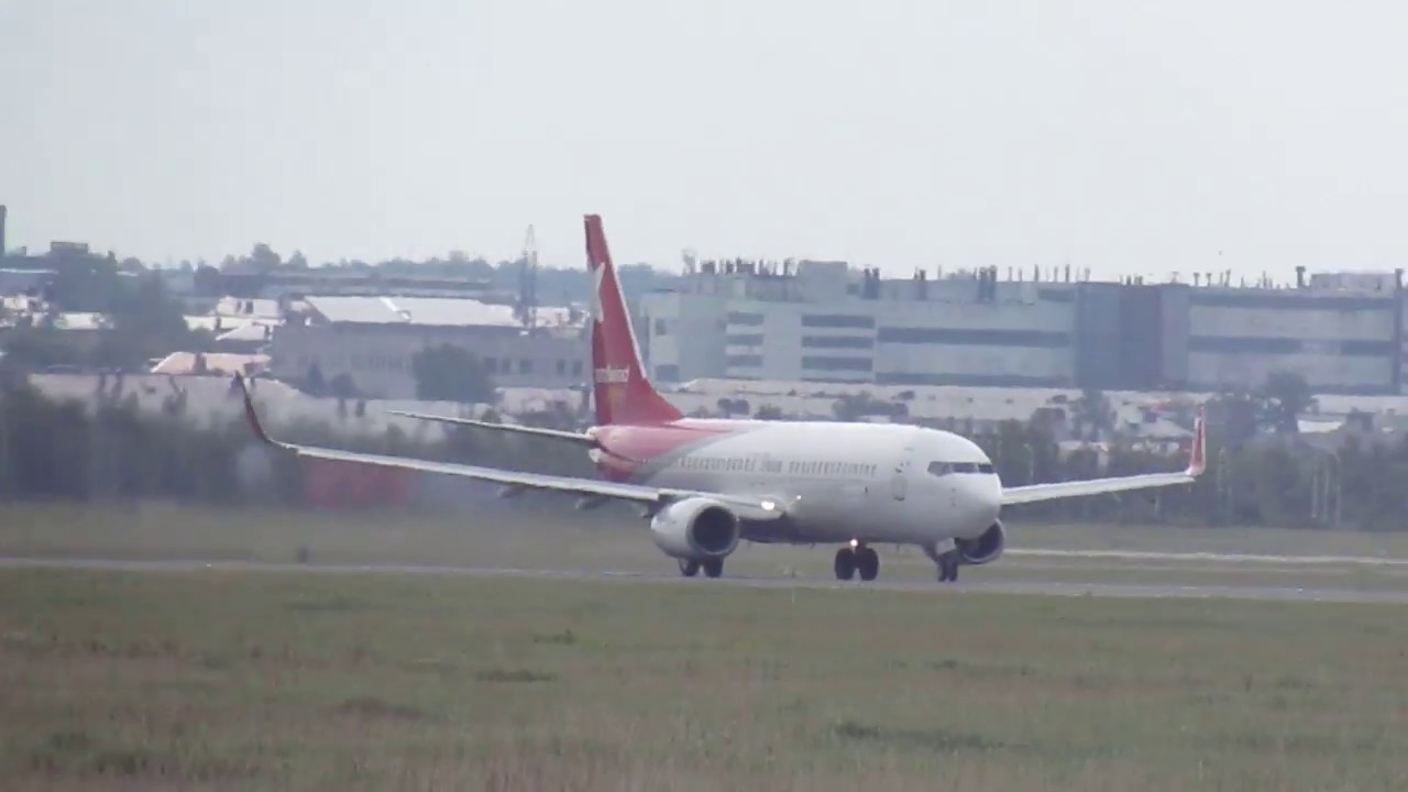 Взлёт Boeing 737-800 - VQ-BUV - 