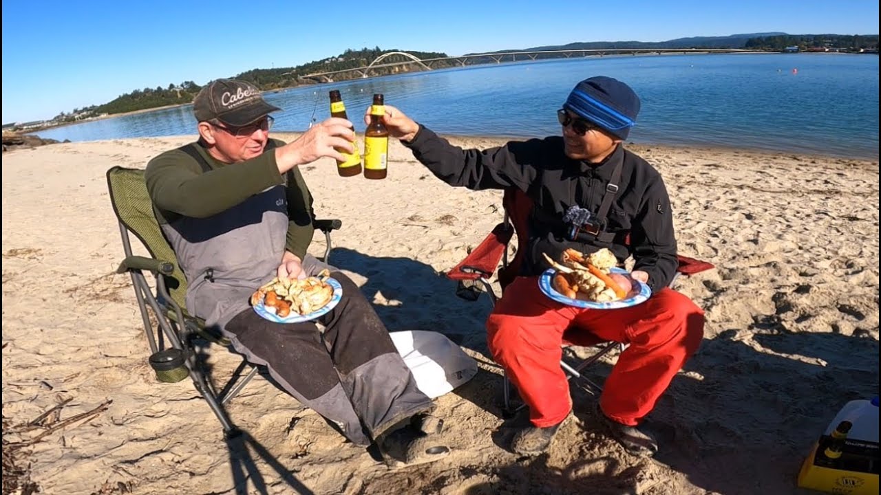 Catching and Cook Dungeness Crab
