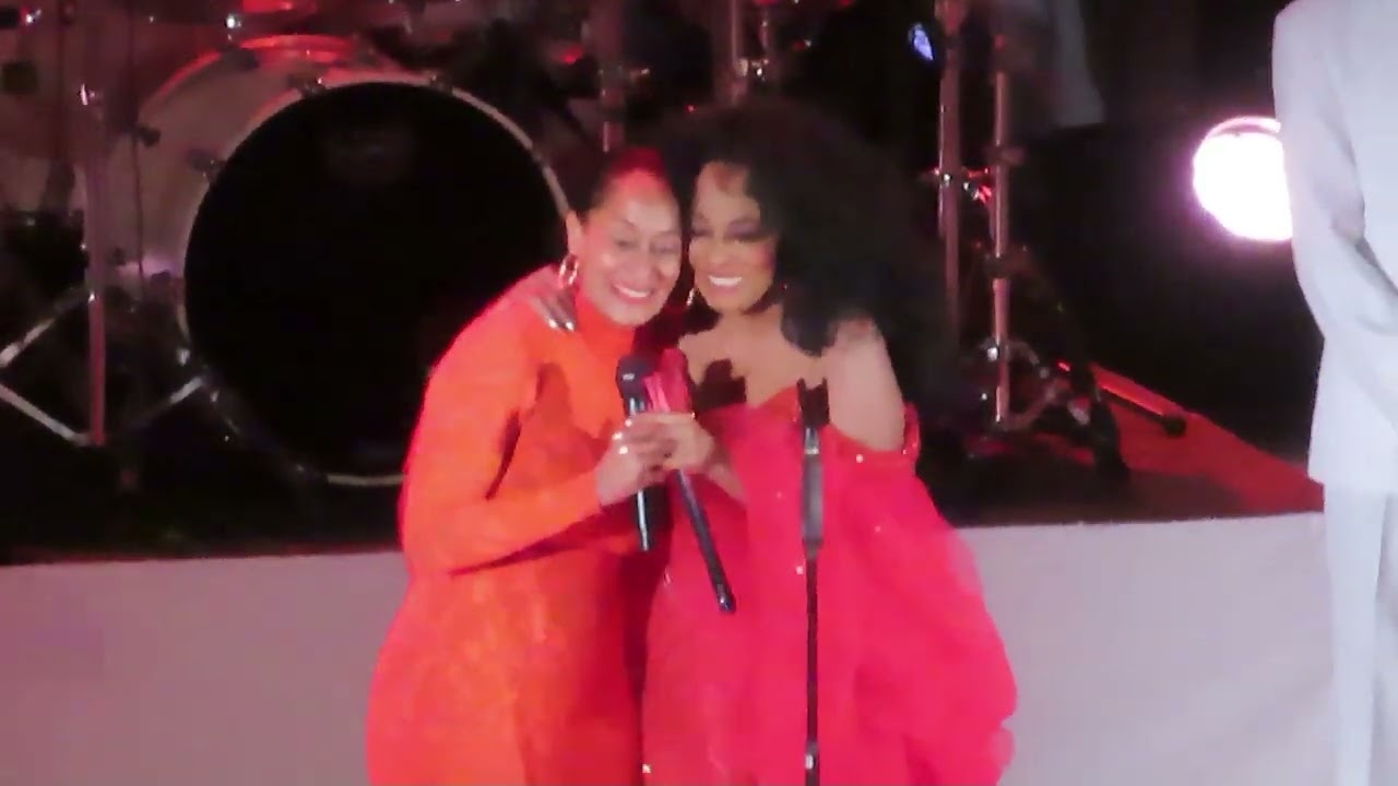 Diana Ross - Endless Love (with Tracee Ellis Ross) (July 26, 2025 - Hollywood Bowl)