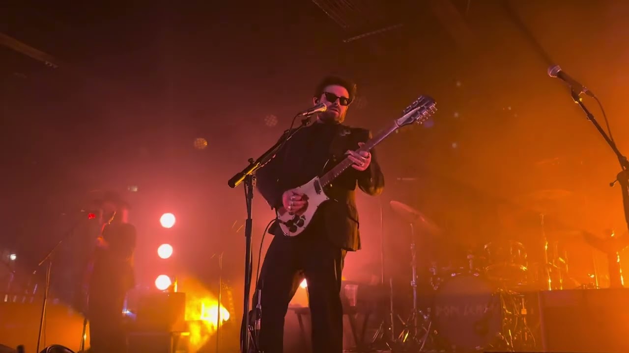 Uptown folks - Dope Lemon (live at Brooklyn Bowl)