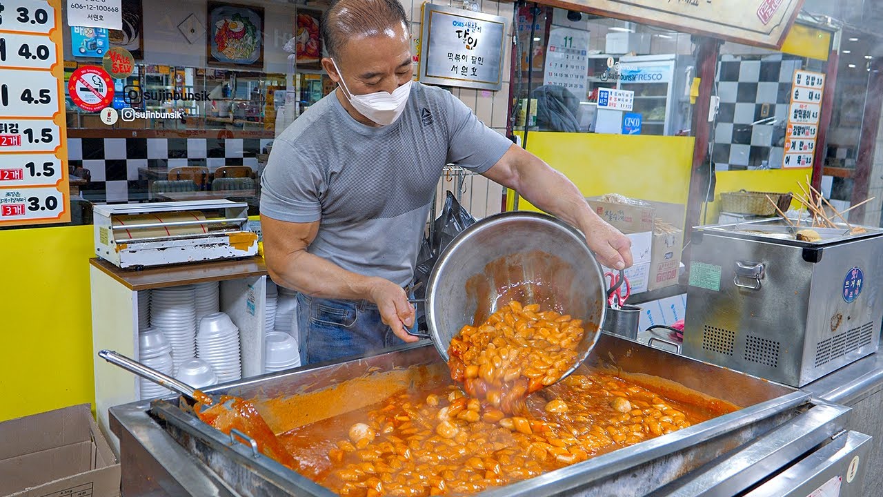 Удивительный мастер уличных закусок!! Токпокки, кимбап, рыбный пирог - корейская уличная еда