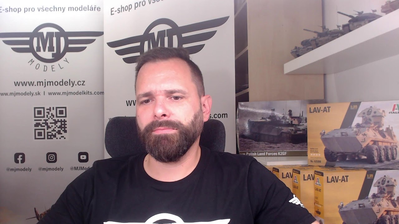 Teorie postupu lepení a barvení bojové techniky (chat, pokec, rady a návody)