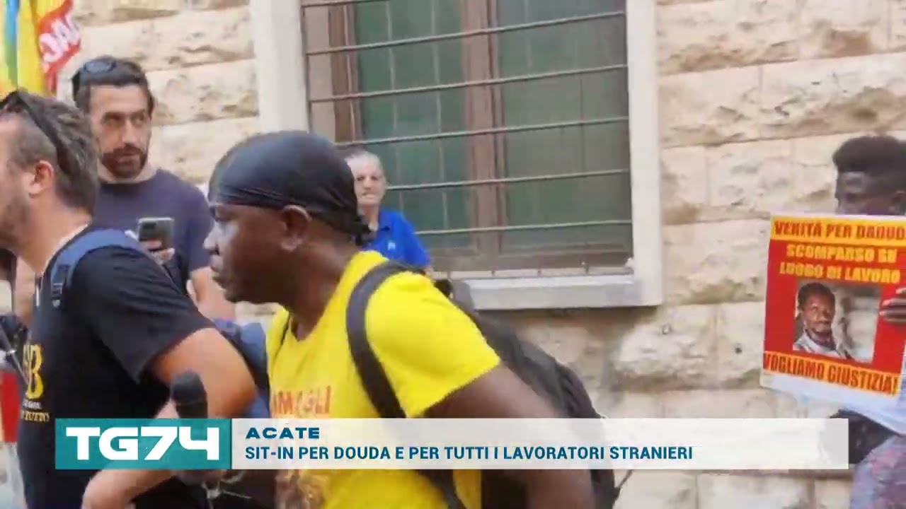 ACATE - SIT IN PER DOUDA E PER TUTTI I LAVORATORI STRANIERI