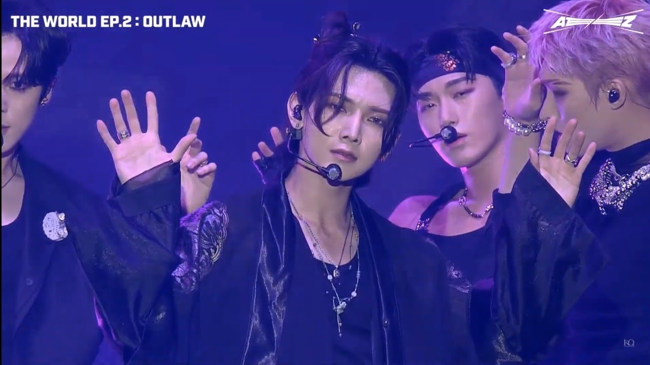 ATEEZ - 'OUTLAW' LIVE IN THE WORLD EP.2 : OUTLAW SHOWCASE
