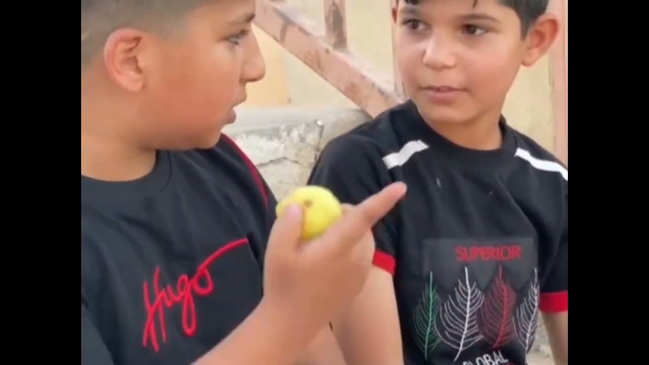 الاب يرتب بالحديقة وماعرف الاطفال واين😱