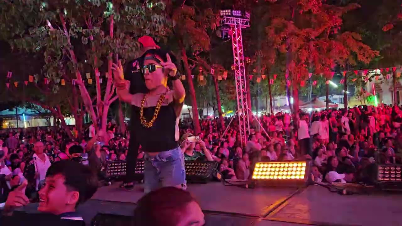 EDMสนามแตก‼️ บ้านหนองตอ อุดรธานี ‼️#สาวน้อยเพชบ้านแพง