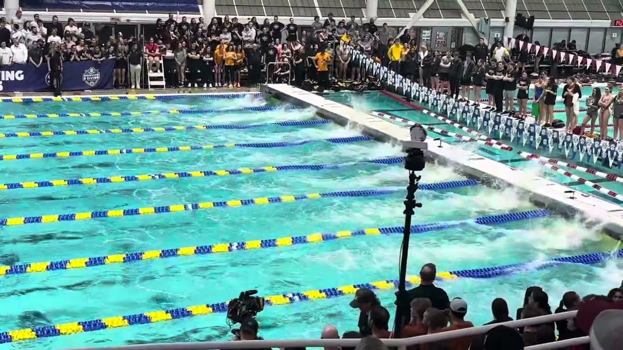 Jordan Crooks and Josh Liendo TIE at 2025 SEC in 100 free final! Both 40.4!