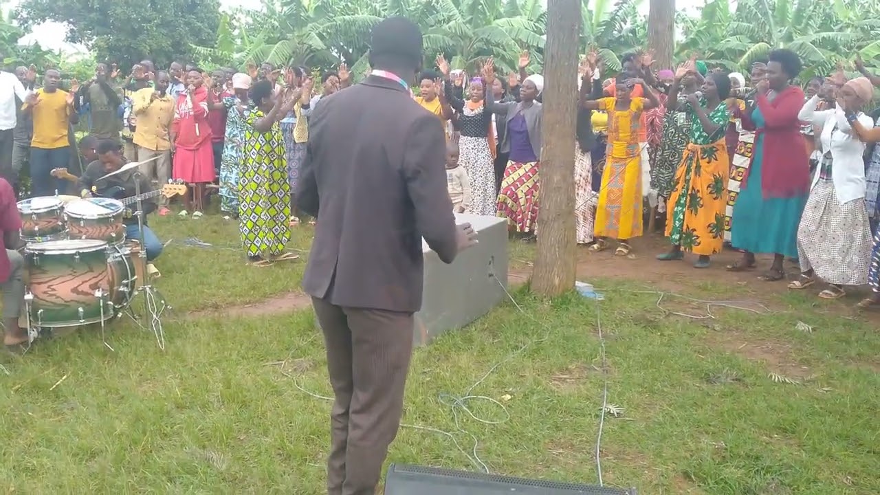 Sinarinziko wangirira neza gutya by chorale Changria