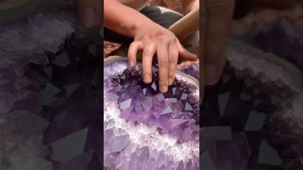 Wait Until This Rock Opens&hellip; Incredible Crystal Inside&rdquo;