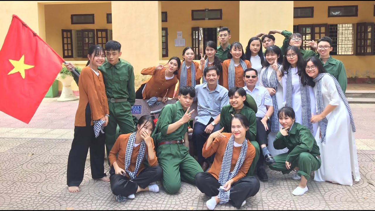 [ GIẢI NHẤT ] Hoạt cảnh : Chuyện về người Thầy Giáo Thương Binh | B8 [17-20] THPT Đào Duy Từ TPTH