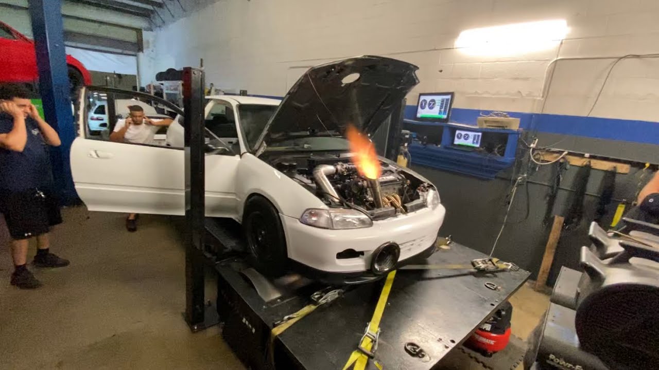 NITROUS H2B Civic SCREAMS!