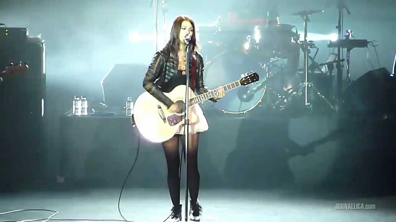 Hey Monday - Candles (Live in Jakarta, 14 May 2011)