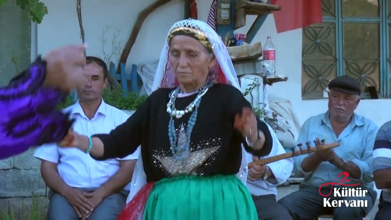 Ümmü Teyzeden Kezban Yenge Oyunu