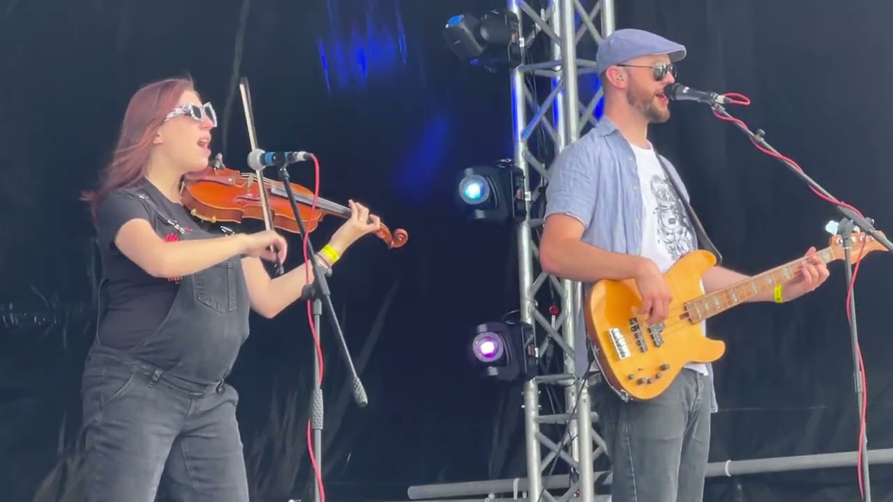 Leylines perform “Things I Know” at App-fest on Saturday 8th June 2024