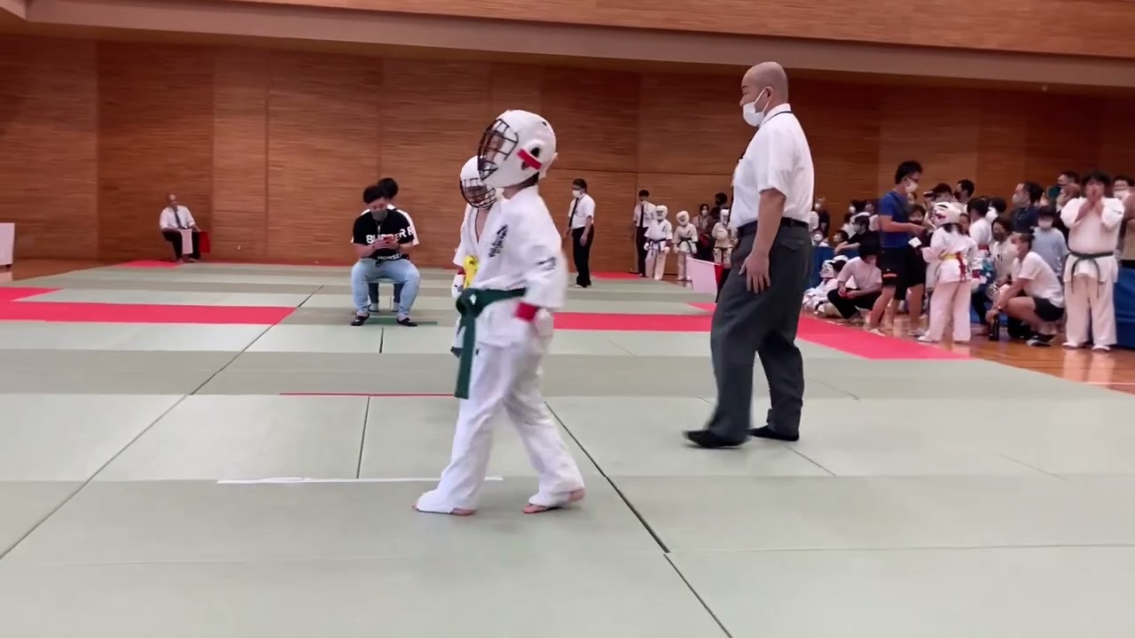 極真空手南大阪大会　小学3年生上級（長男）
