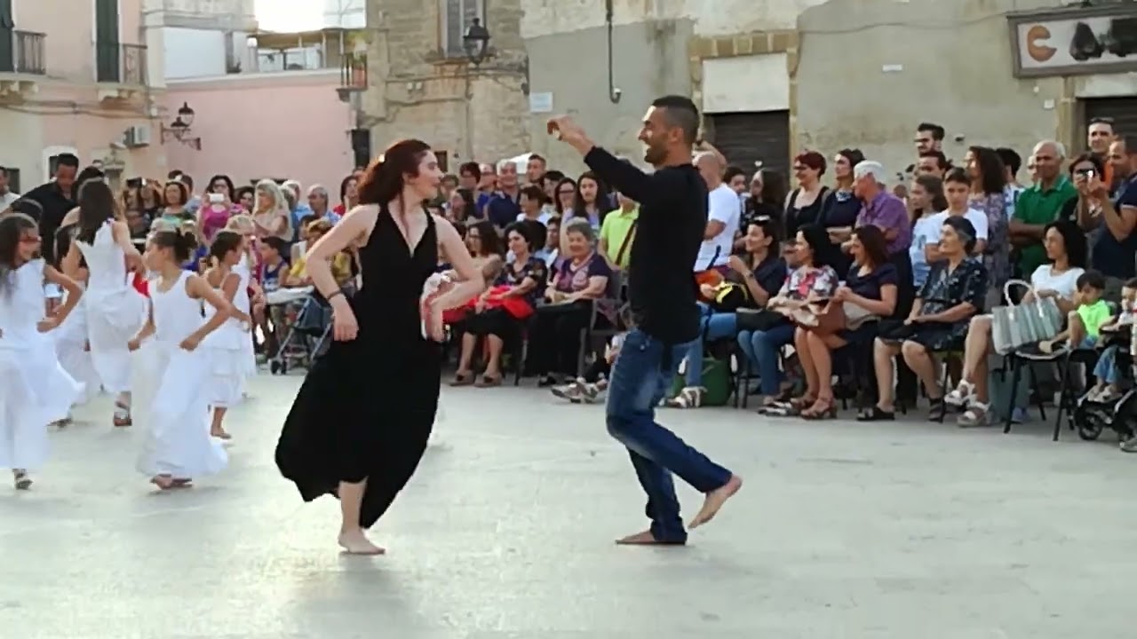 Pizzica in Piazza San Vito dei Normanni  2017