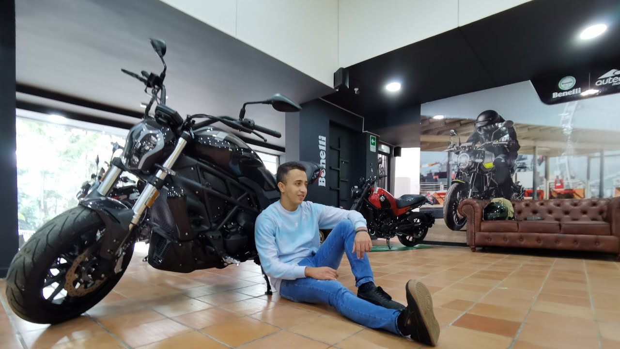 NUEVA Benelli 502c modelo 2023 - ficha técnica y precio 🤯