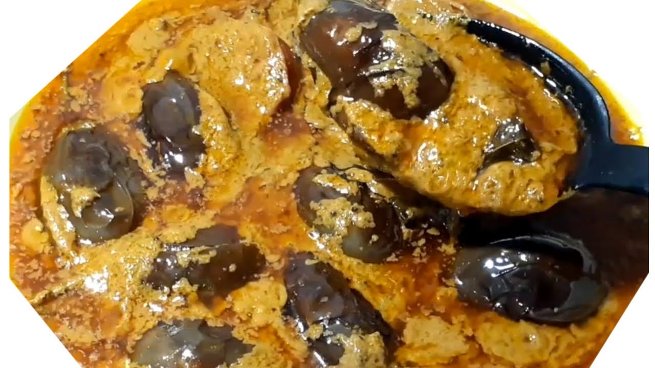 Authentic Hyderabadi Bagara Baingan Recipe | Bagara Baingan Hydrabadi Style | Brinjal Curry Recipe