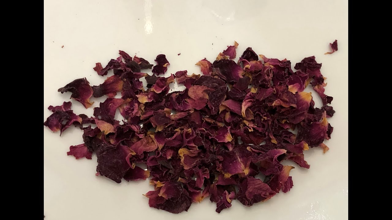 Easy Homemade Rose Water (fresh, natural & chemical free rose water)