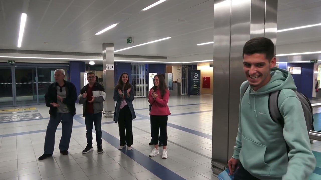 Cantaram no aeroporto