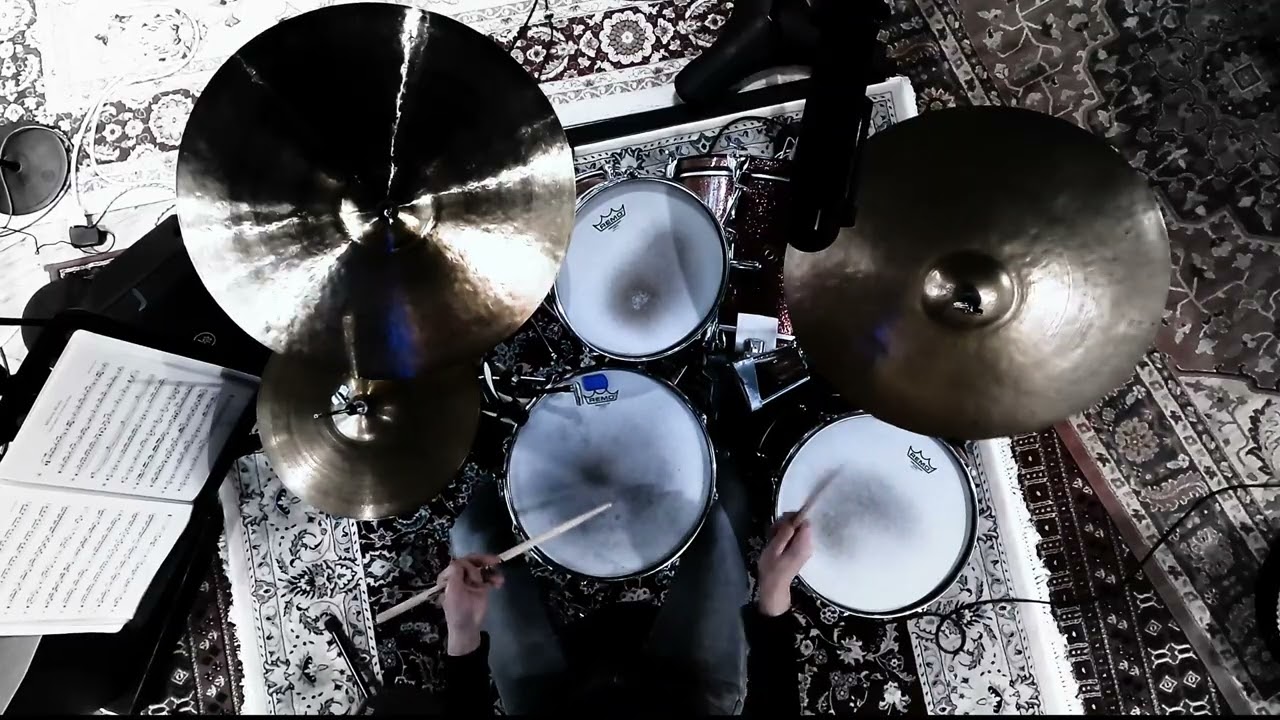 Max Roach - Minor Meeting trading 4's With FREE Transcription