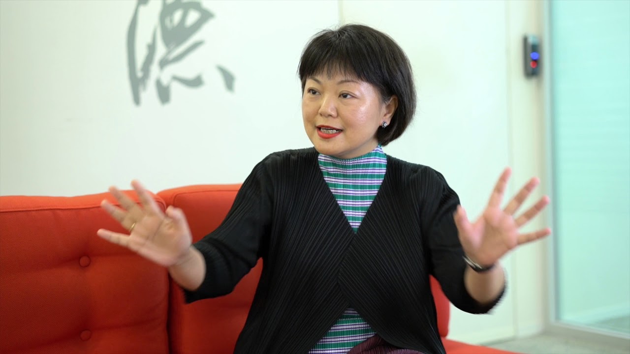 中國嘉德香港2018春拍 - 專訪副總裁郭彤女士