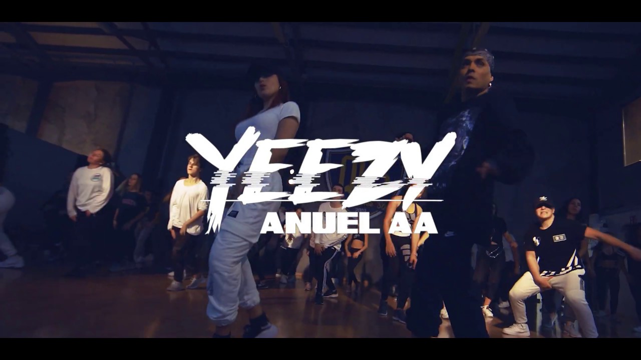 Collage Class/ Júlia Pericas & Onayron Agudelo ( YEZZY - ANUEL AA)