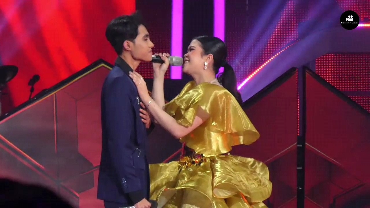 Dawai Asmara - Eby, Zahra, April Dan Robi - Live At Mega Konser