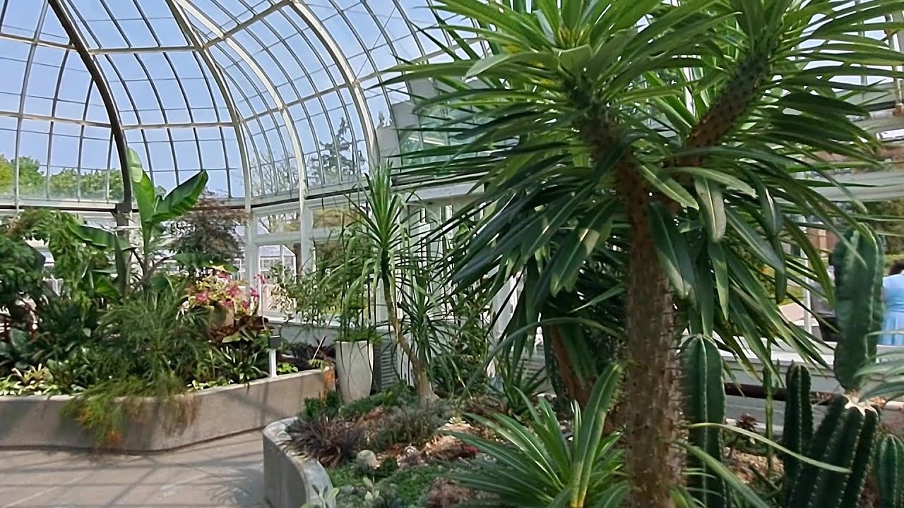 COMPLETE TOUR OF TROPICAL GREENHOUSE GARDEN | OTTAWA EXPERIMENTAL FARM | CANADA ONTARIO #gardentour