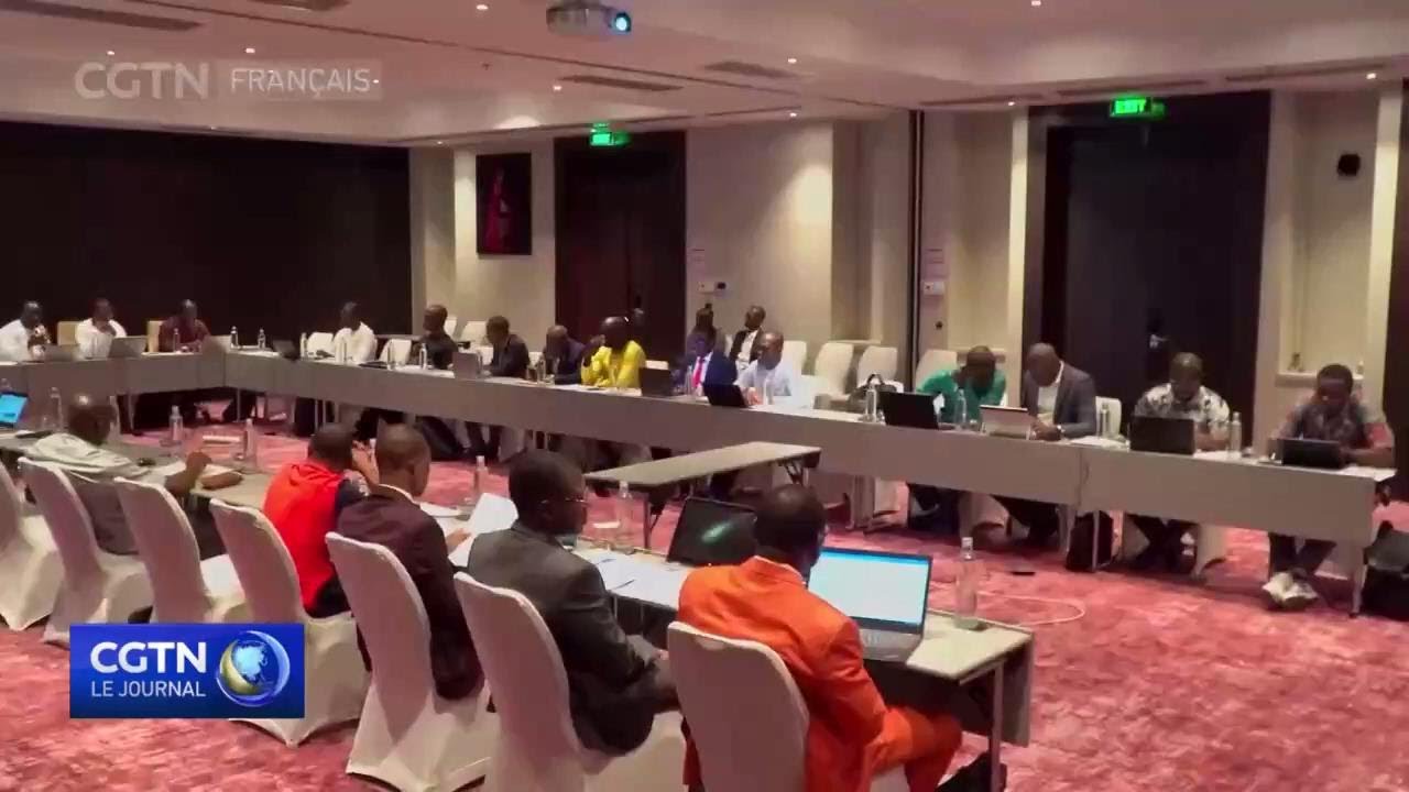 Mobilisation de recettes fiscales : les pays membres de l'UEMOA partagent leurs expériences à Dakar