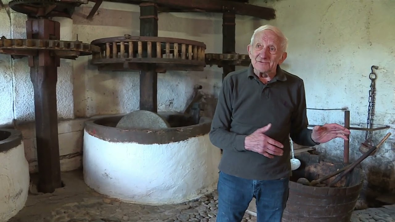 Per Sti Lochi in Reginu (2/5) : Le moulin