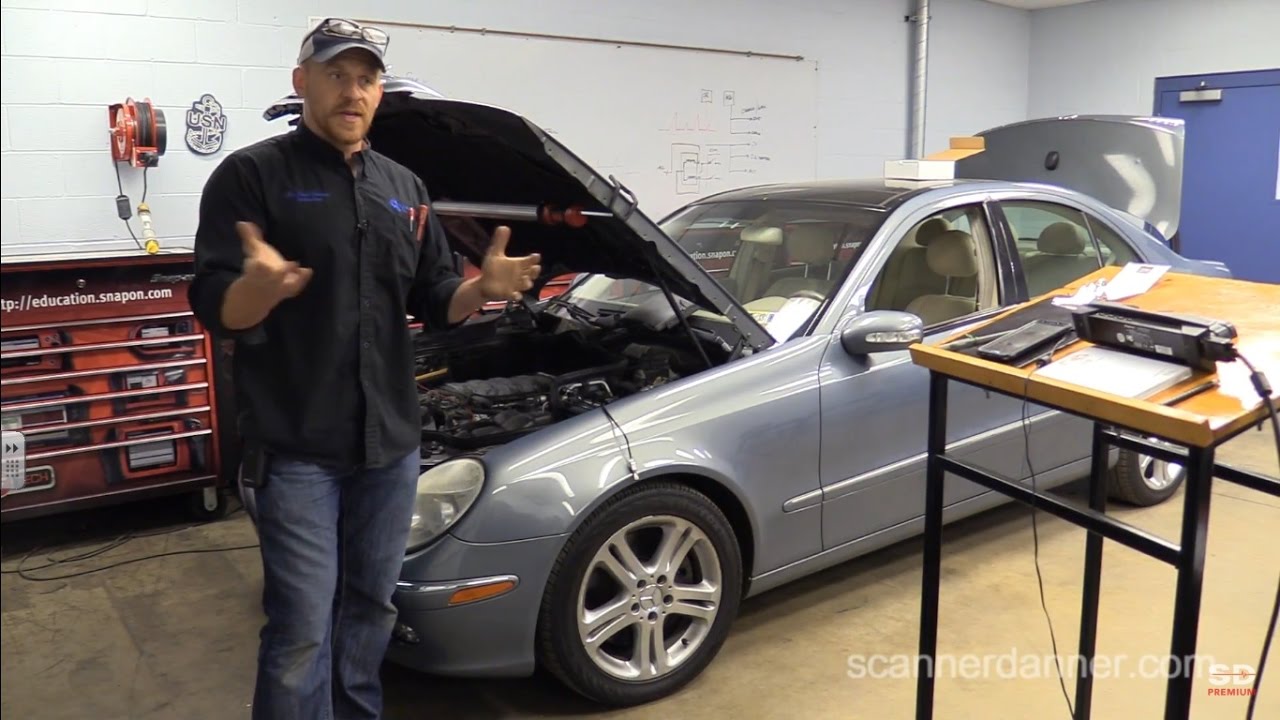 Mercedes-Benz E500 Не заводится, нет связи с PCM