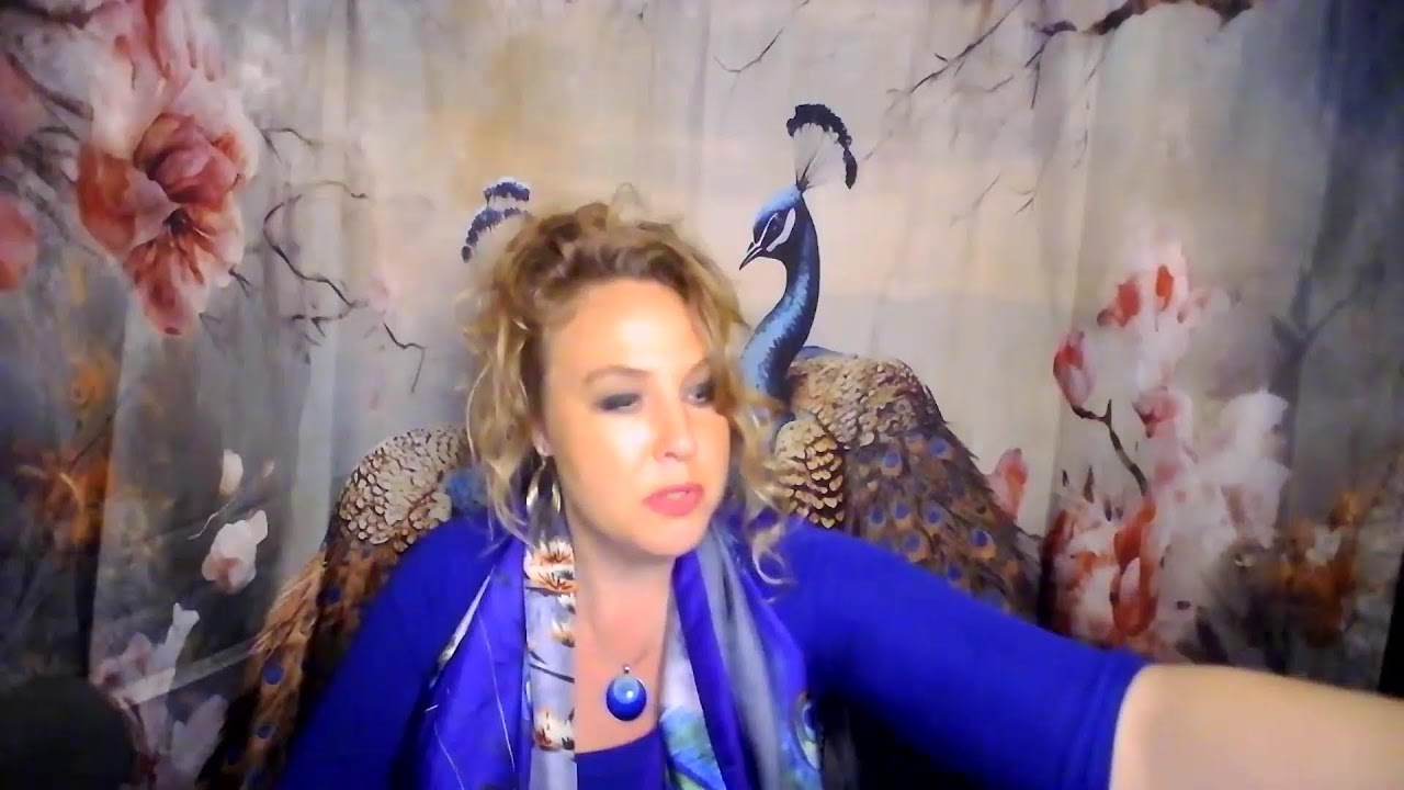 Love Tarot: What's ahead in Love
