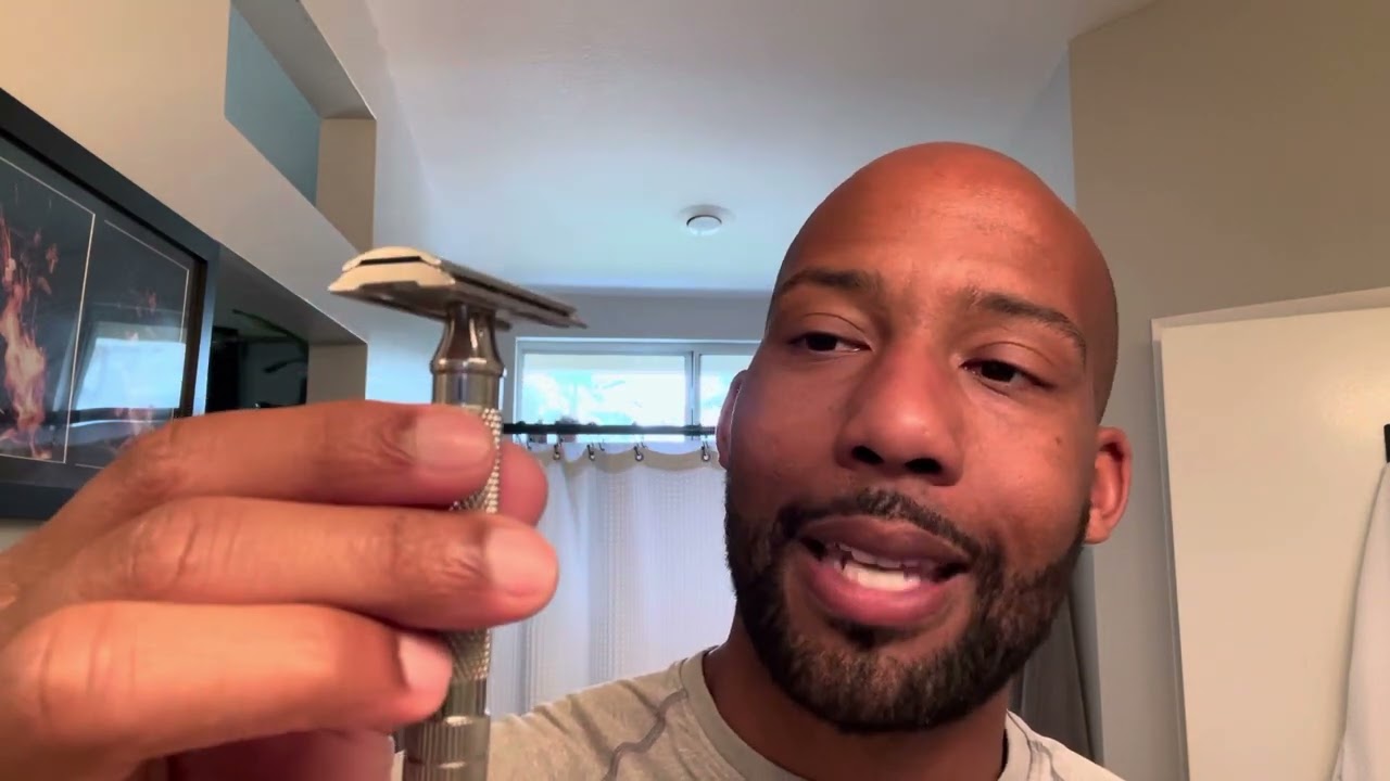 Just Shaves - RazoRock Game Changer .84 vs. Wolfman Guerrilla .84 Bronze