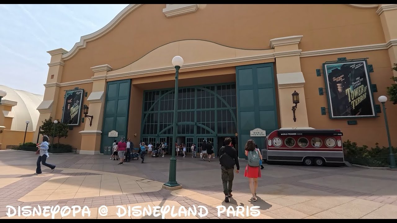 WORLD PREMIERE - MICKEY´S OF HOLLYWOOD BOUTIQUE 1/4 - SHOP WALK Disneyland Paris - DisneyOpa