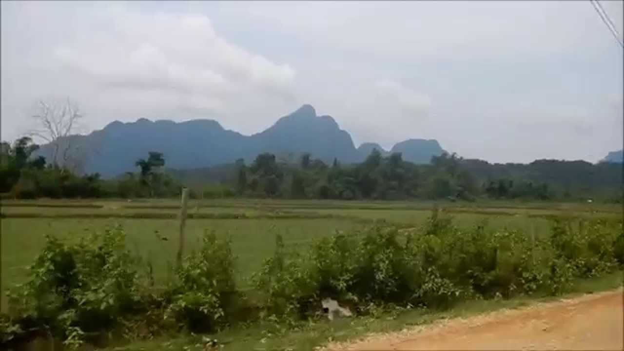 Mus ua si teb chaws Nplog, motorcycle ride around Vang Vieng, Laos
