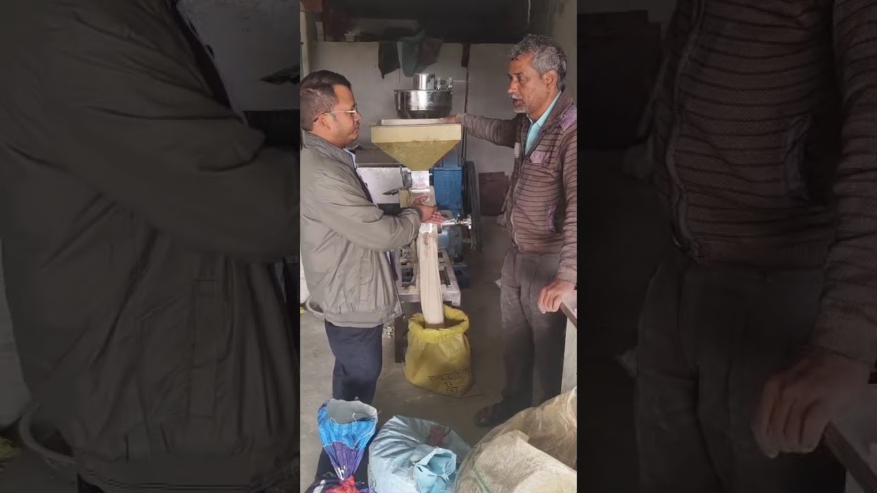 Aata chakki run by Smarten solar panel 