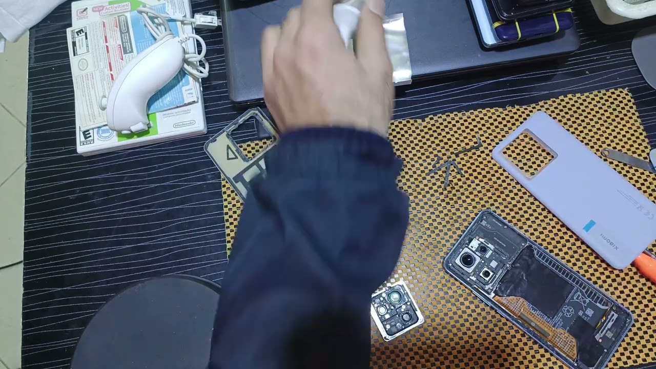 Xiaomi mi 13t pro arka kapak değişimi 