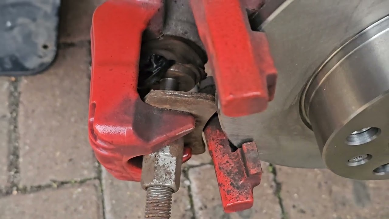 2020 Polo R-Line Rebuild - Brakes, Steering Rack, and on the Road!