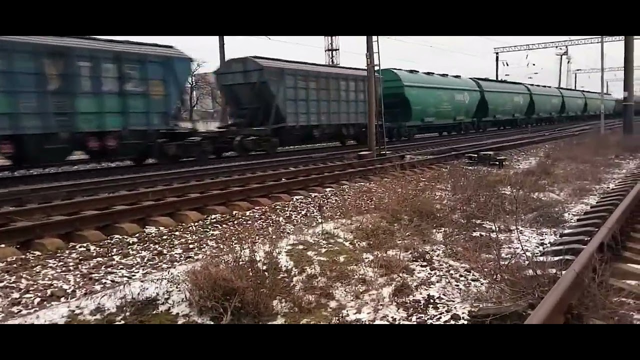 ВАНТАЖНИЙ ЕЛЕКТРОВОЗ 2ЭЛ5-002 В ГОЛОВІ ВАНТАЖНОГО ПОЇЗДА ГРУЗОВИЙ СКЛАД #ПОЕЗДАВИДЕО #УЗ 