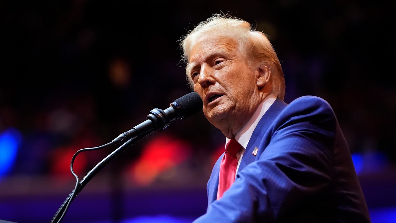 Happening Now: Trump, Brett Favre rally voters in Wisconsin