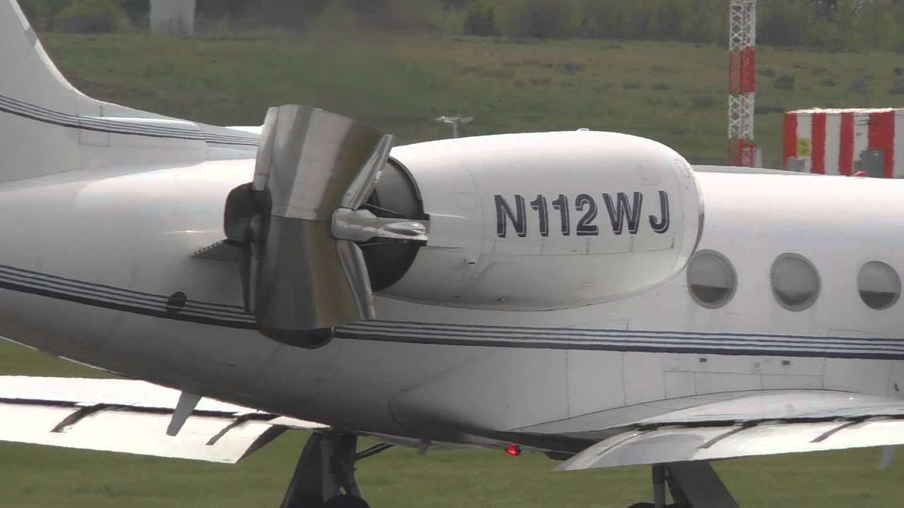 Gulfstream Aerospace G-IV G4 Doggy Celeb N112WJ