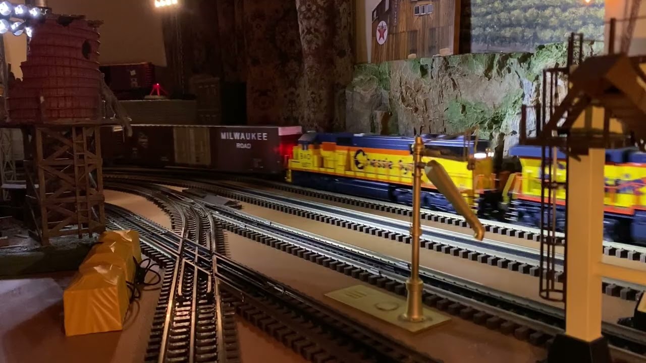 O scale Lionel AC6000 & SD50 Chessie moving Freight. Ok find the blooper ! ￼ #oscaletrains take 3 ￼