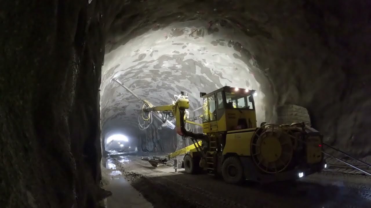 Tunneldrivning, så byggde vi Hallsberg–Degeröns första järnvägstunnel | Trafikverket