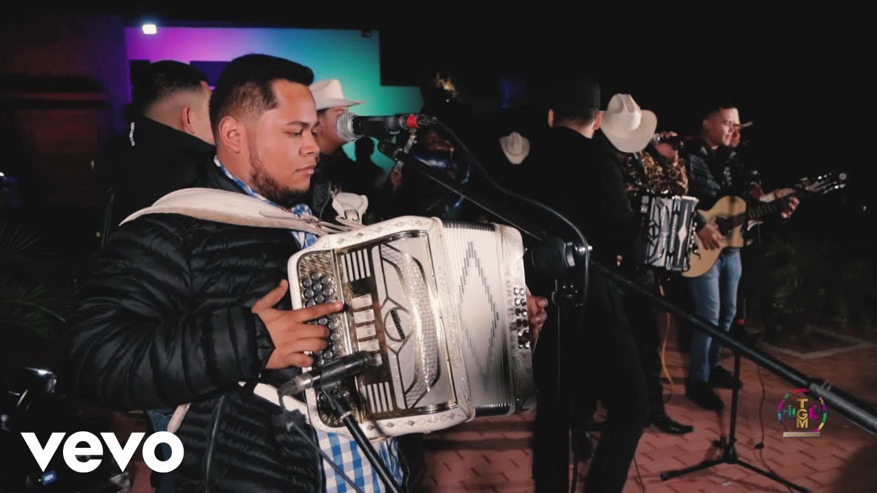 Benjamin Cota - Cuadros De Adobe ft. Lupe Borbon Y Su Blindaje 7