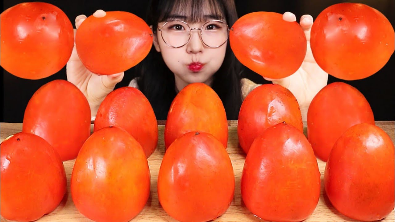 ASMR 대봉감 10개 다 먹을 수 있을까?🤔🧡 달콤한 대봉감 대왕 홍시 먹방! giant sweet persimmon mukbang! fruit eating sounds