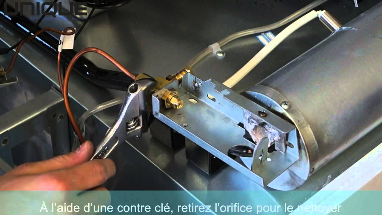 Comment nettoyer l'orifice et le brûleur sur le UGP6C/8C/10C SM/CM réfrigérateur (ancien et nouveau)